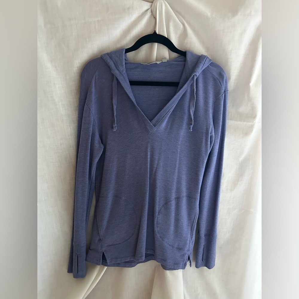 Hooded Athleta lightweight sweatshirt